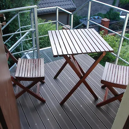 Apartment Beautiful With Terrace In Near Forest *