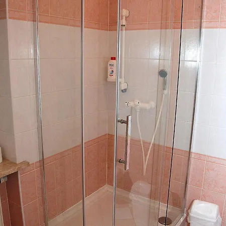 Beautiful With Terrace In Near Forest Appartement *