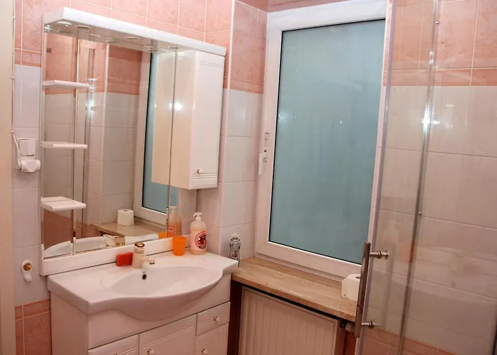 Beautiful With Terrace In Near Forest Appartamento Varsavia